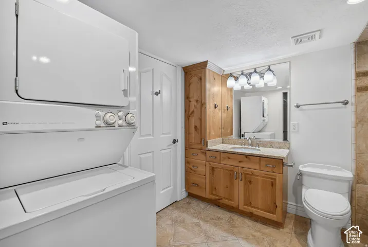 37 Wanderwood Way, Sandy, Utah 84092