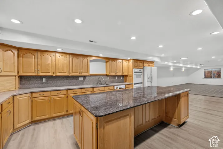 37 Wanderwood Way, Sandy, Utah 84092
