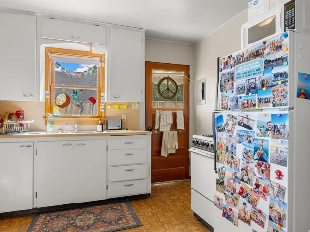 385 E 2000 St #10, Garden City, Utah 84028