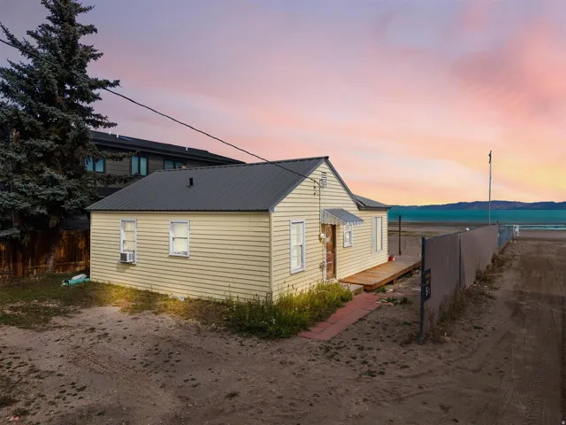 385 E 2000 St #10, Garden City, Utah 84028