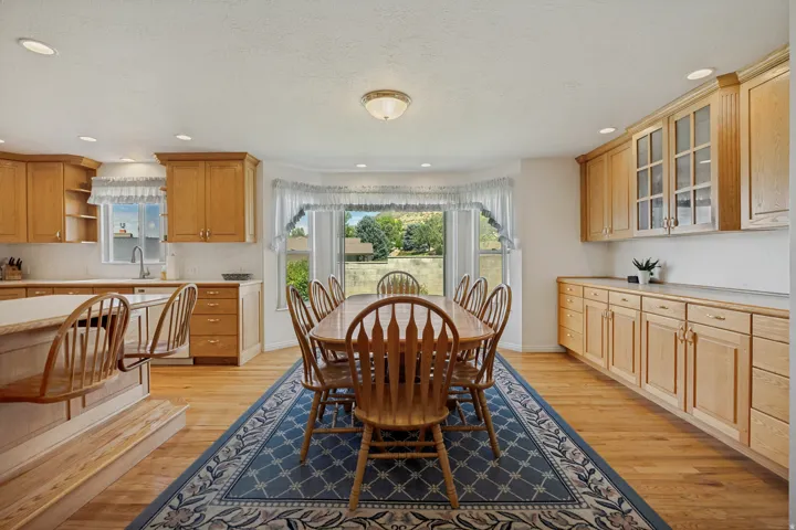 539 E 250 N, Centerville, Utah 84014
