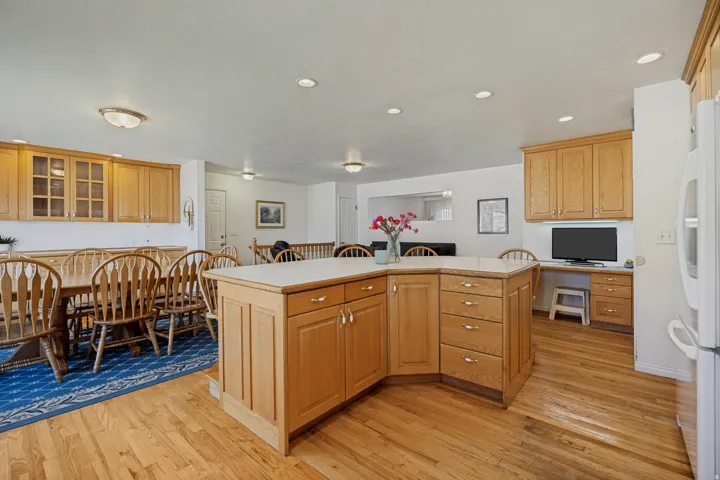539 E 250 N, Centerville, Utah 84014