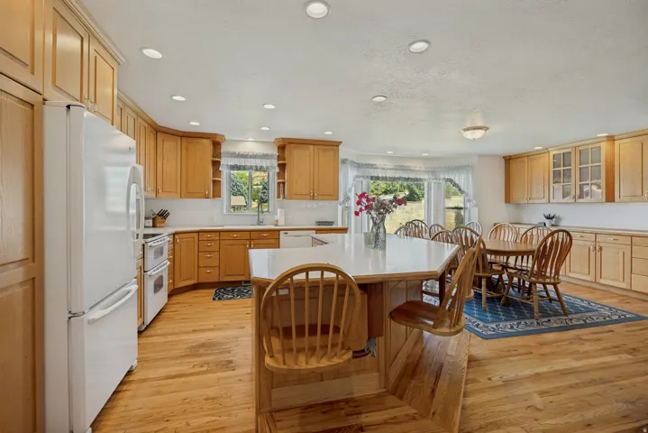 539 E 250 N, Centerville, Utah 84014