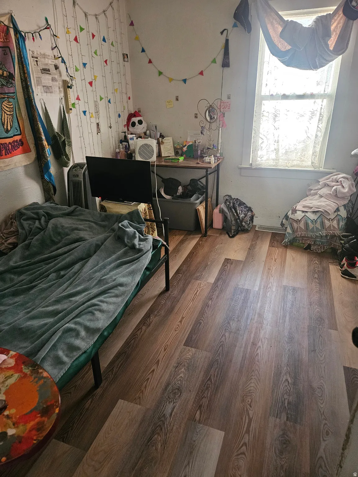 Wood-finish flooring throughout