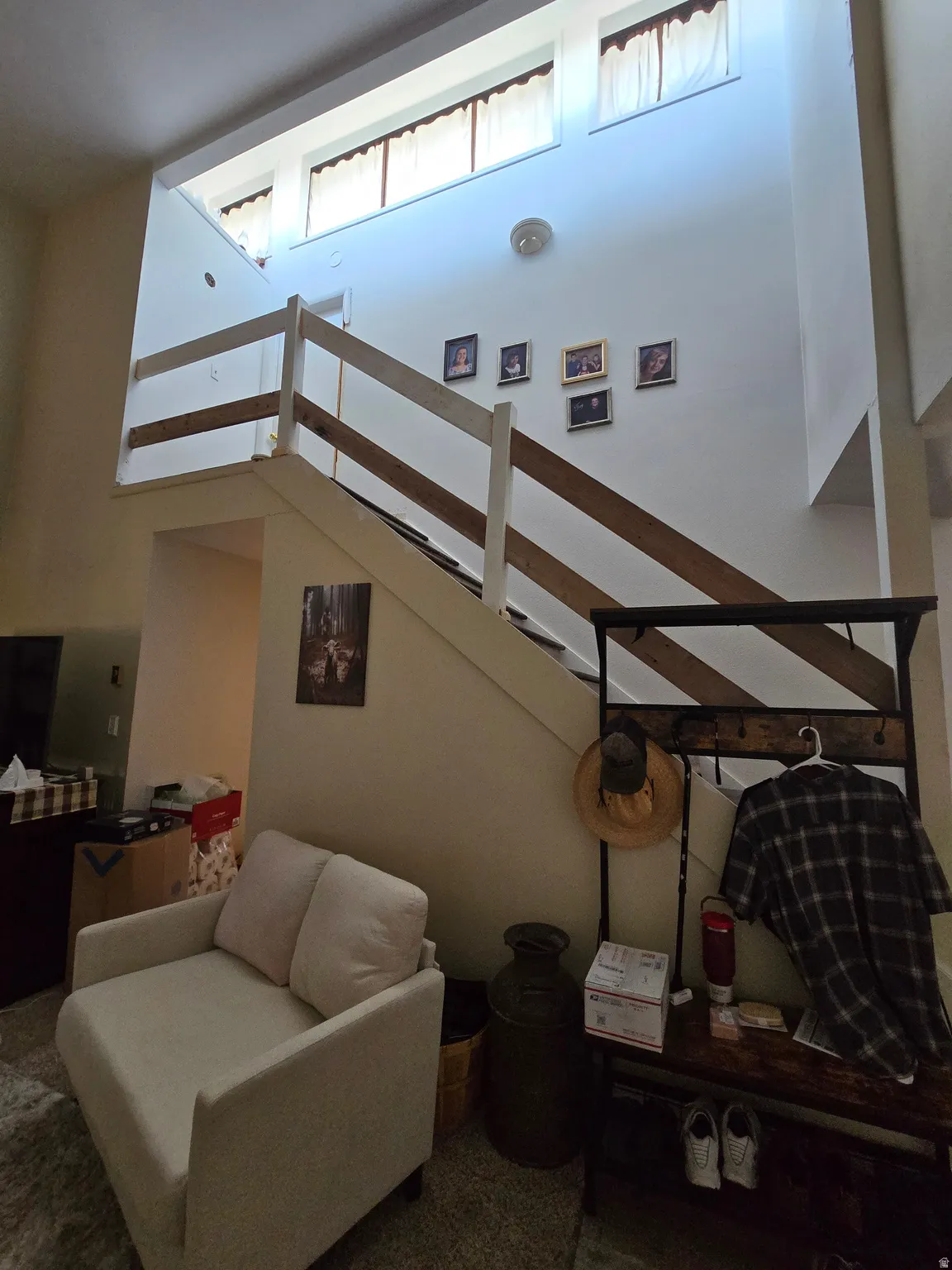High ceilings with upper transom windows