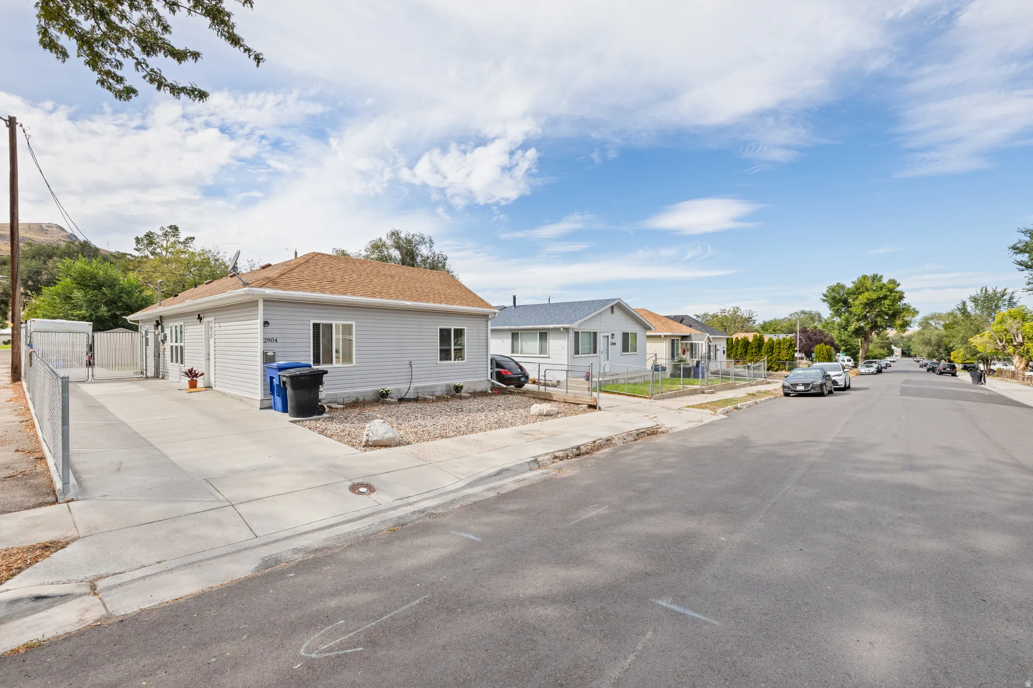 Street in Front of House going North