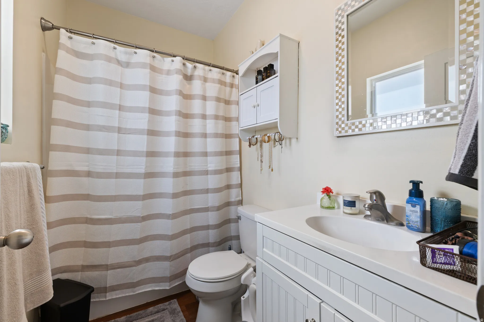 Cute Updated Bathroom