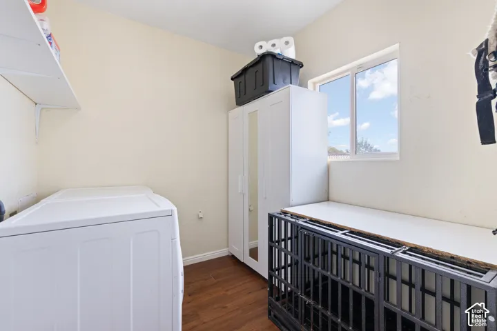Big Open Laundry Room & Storage