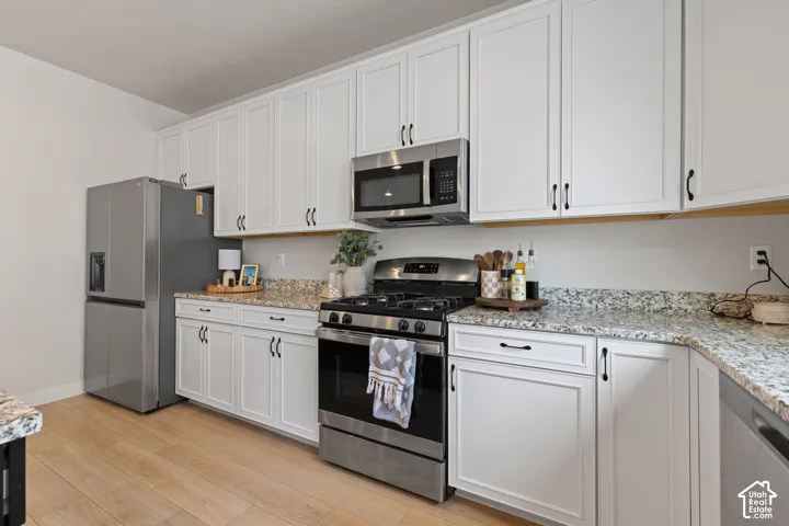 15073 S Reins Way, Bluffdale, Utah 84065