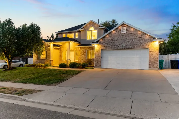139 Canyon Breeze Dr, Centerville, Utah 84014