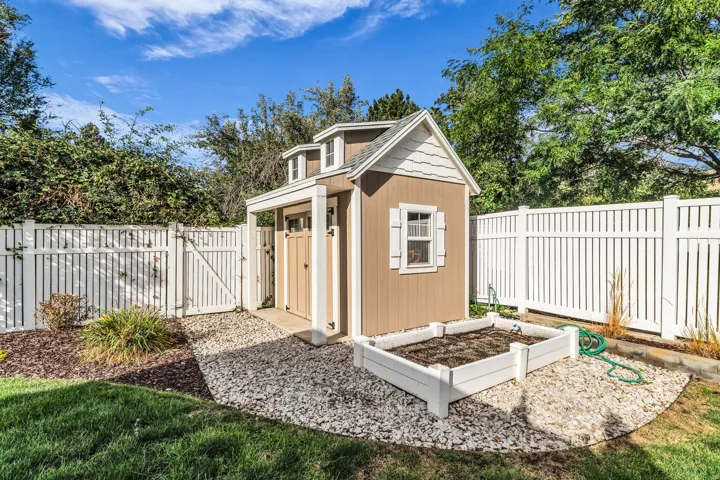139 Canyon Breeze Dr, Centerville, Utah 84014