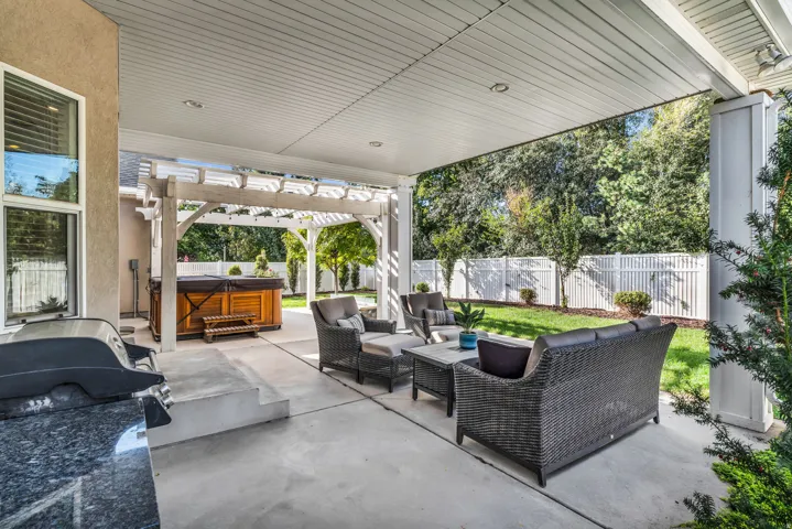 139 Canyon Breeze Dr, Centerville, Utah 84014