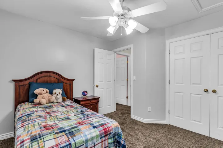 139 Canyon Breeze Dr, Centerville, Utah 84014