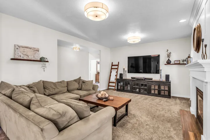 139 Canyon Breeze Dr, Centerville, Utah 84014