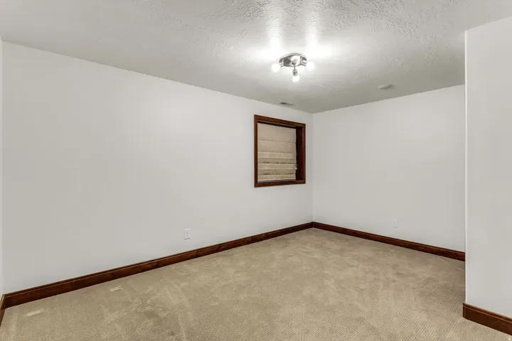 139 Canyon Breeze Dr, Centerville, Utah 84014