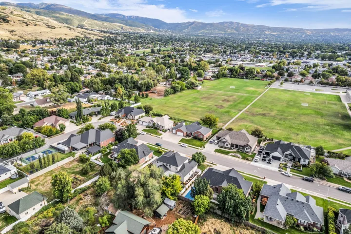 139 Canyon Breeze Dr, Centerville, Utah 84014