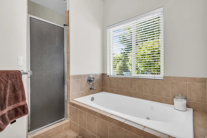 139 Canyon Breeze Dr, Centerville, Utah 84014