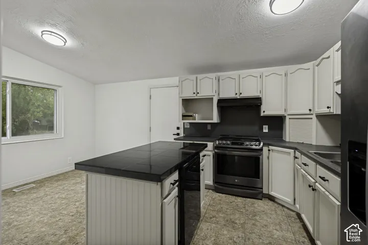 1346 Marilyn Dr, Syracuse, Utah 84075