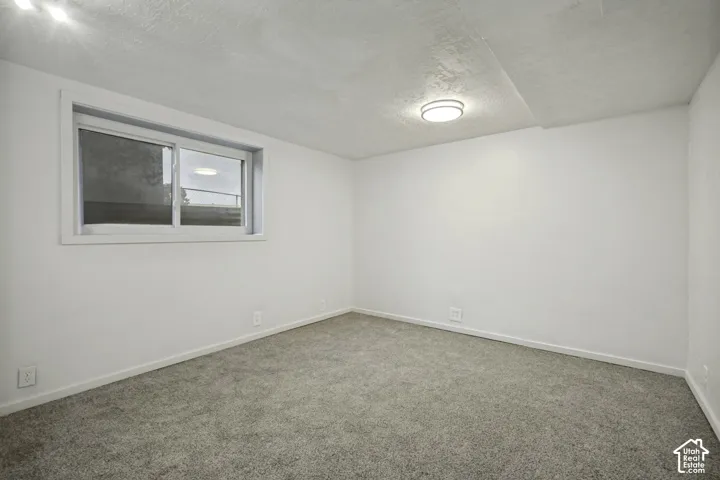 1346 Marilyn Dr, Syracuse, Utah 84075