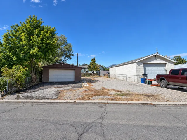 6936 S Columbia Dr, West Jordan, Utah 84084