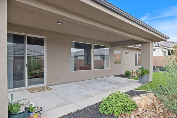498 S Martignano Way, St. George, Utah 84770