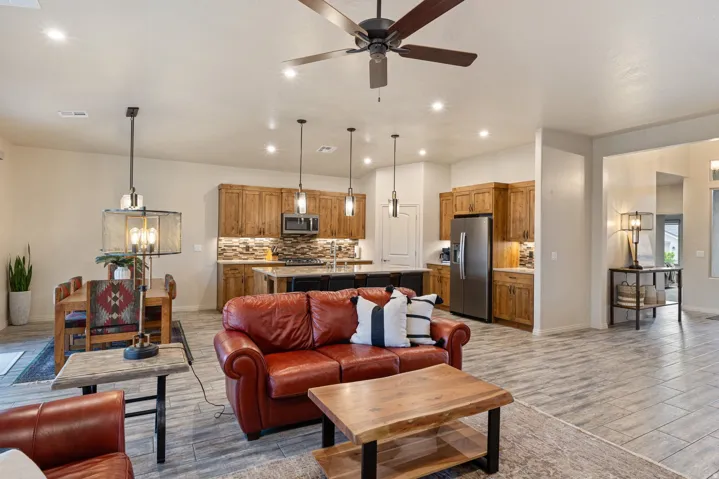 498 S Martignano Way, St. George, Utah 84770
