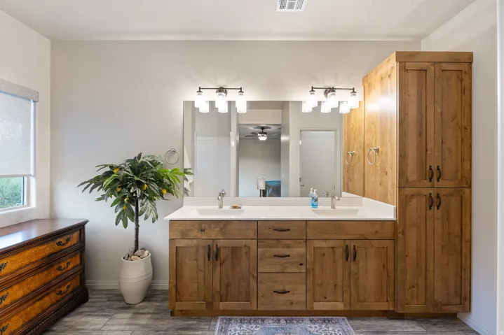 498 S Martignano Way, St. George, Utah 84770