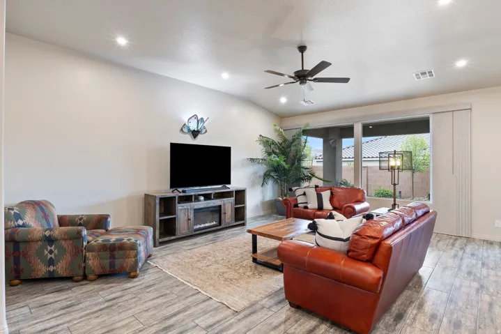 498 S Martignano Way, St. George, Utah 84770