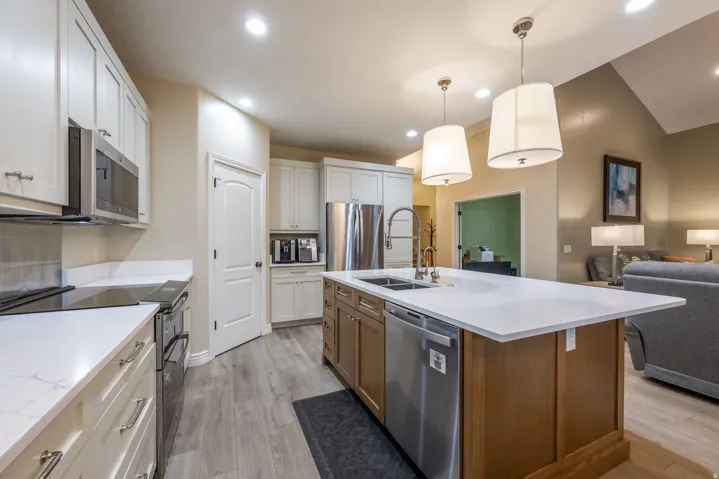 14302 S Stone Fly Dr, Bluffdale, Utah 84065