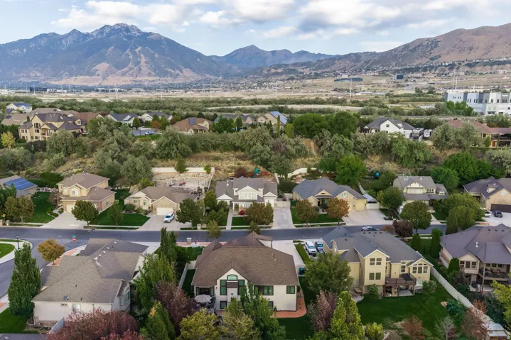 14302 S Stone Fly Dr, Bluffdale, Utah 84065