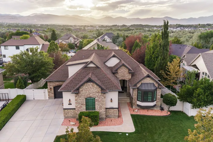 14302 S Stone Fly Dr, Bluffdale, Utah 84065