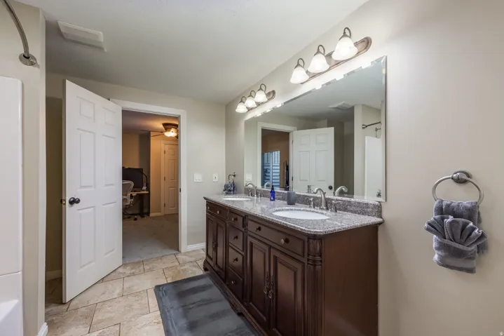 14302 S Stone Fly Dr, Bluffdale, Utah 84065