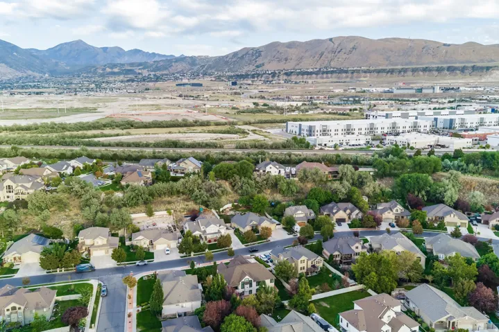 14302 S Stone Fly Dr, Bluffdale, Utah 84065
