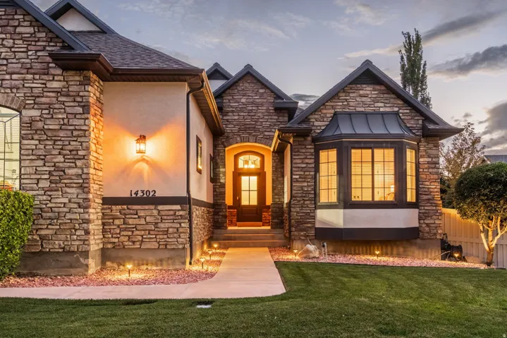 14302 S Stone Fly Dr, Bluffdale, Utah 84065
