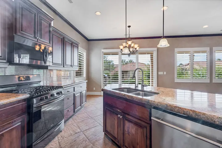 2585 W Laquinta Way, St. George, Utah 84770