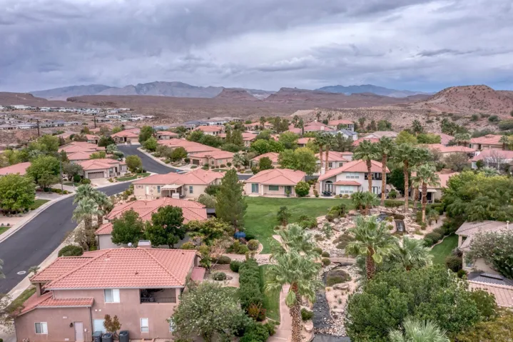 2585 W Laquinta Way, St. George, Utah 84770