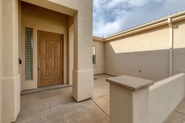 2585 W Laquinta Way, St. George, Utah 84770