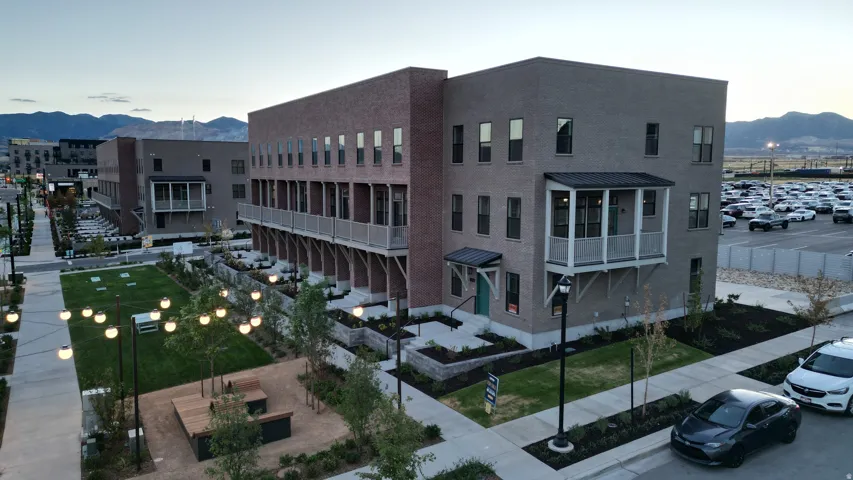 5356 W Center Field Dr, South Jordan, Utah 84009