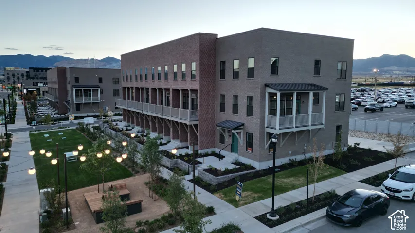 5356 W Center Field Dr, South Jordan, Utah 84009