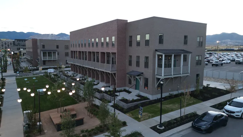 5356 W Center Field Dr, South Jordan, Utah 84009