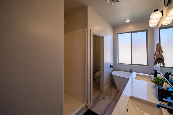 Primary bath