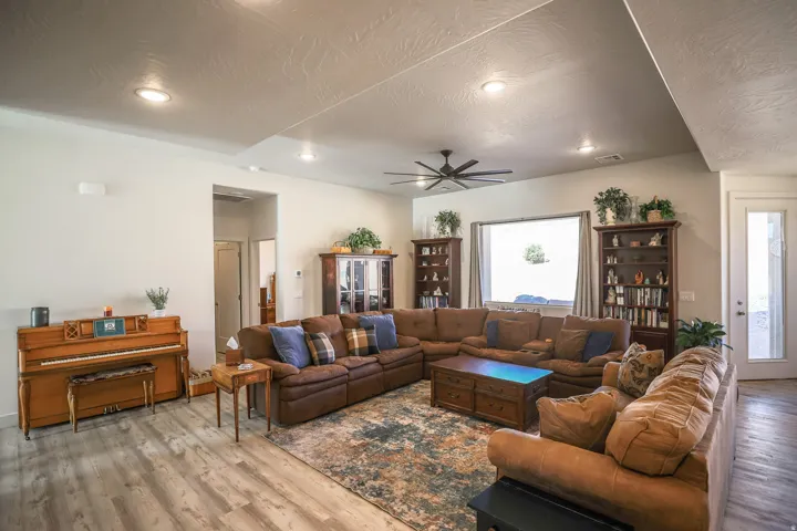 1452 W 540 N, Hurricane, Utah 84737