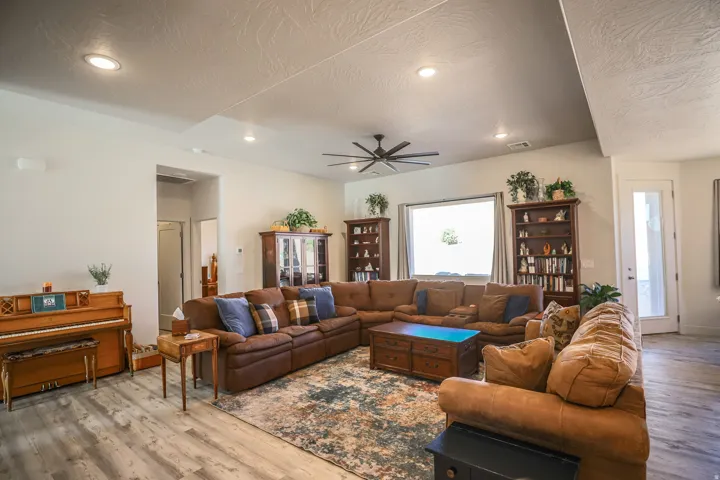1452 W 540 N, Hurricane, Utah 84737