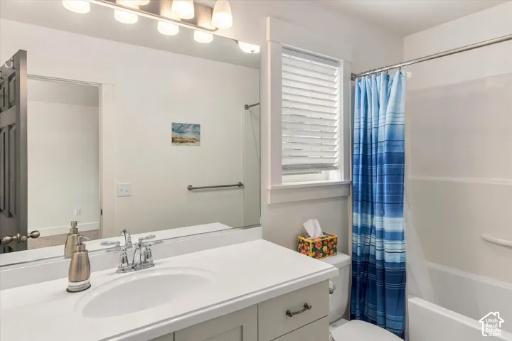 952 E 100 N, Hyde Park, Utah 84318