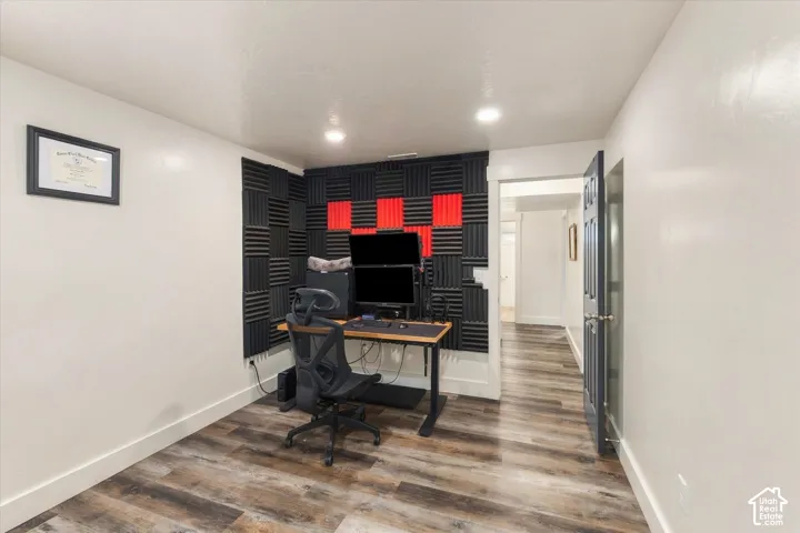 952 E 100 N, Hyde Park, Utah 84318