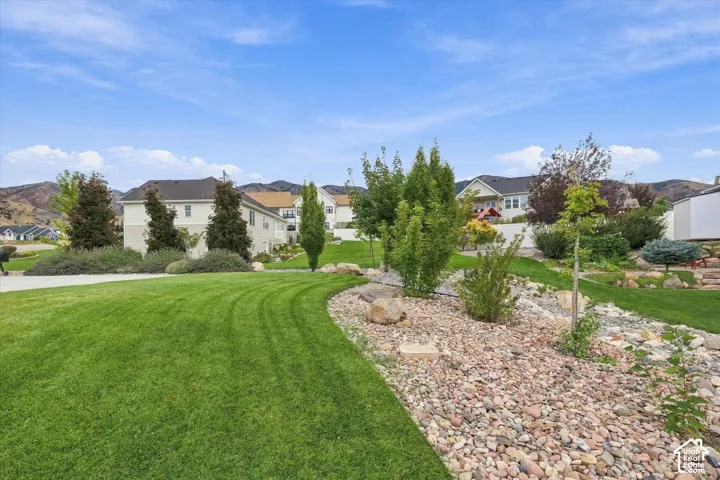 952 E 100 N, Hyde Park, Utah 84318