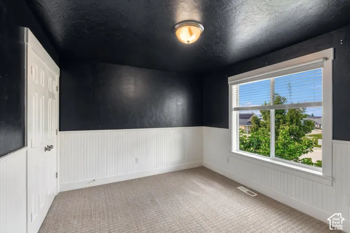 952 E 100 N, Hyde Park, Utah 84318