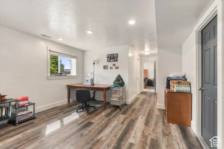 952 E 100 N, Hyde Park, Utah 84318