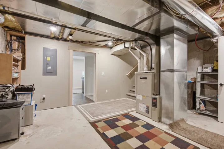 1071 S 55 W, Farmington, Utah 84025