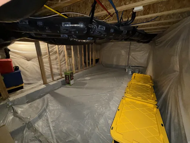The big main area measured roughly 22ft long, 10ft wide, and 6.5ft tall to the boards running by your head. It has 2 lights, and 1 outlet fully wired. Amazing storage space!